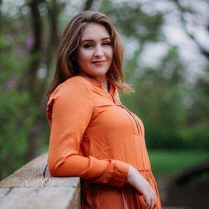 Meet your Posher, Stephanie